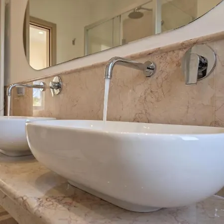 -fronte Mare- Wifi Ac Vista Mare 10 Posti Letto Апартаменты