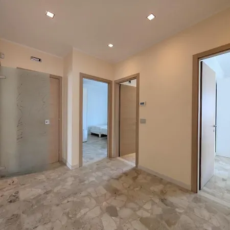 Апартаменты -fronte Mare- Wifi Ac Vista Mare 10 Posti Letto *